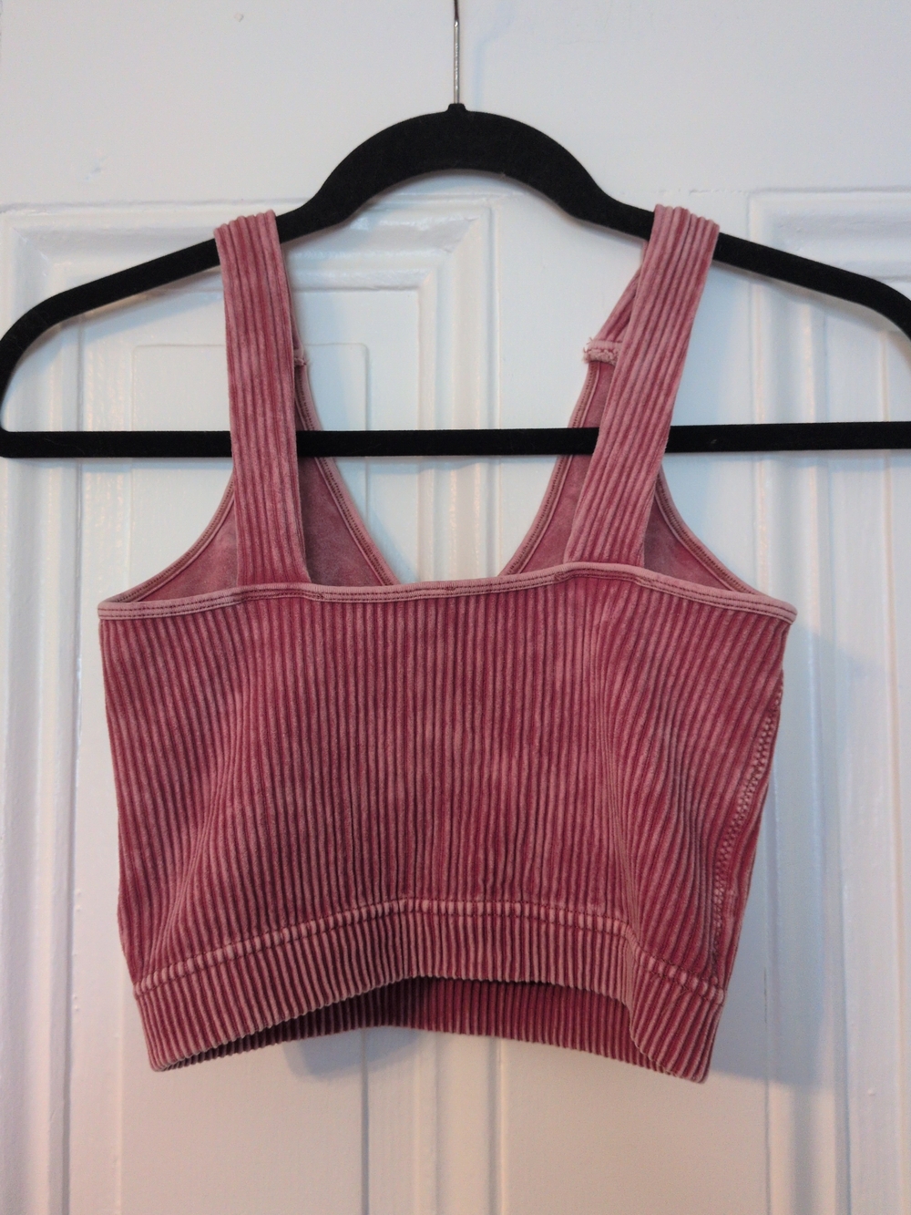 NWT Zenana Outfitters Ribbed V-Neck Cropped Tank - Rust - Picture 3 of 7